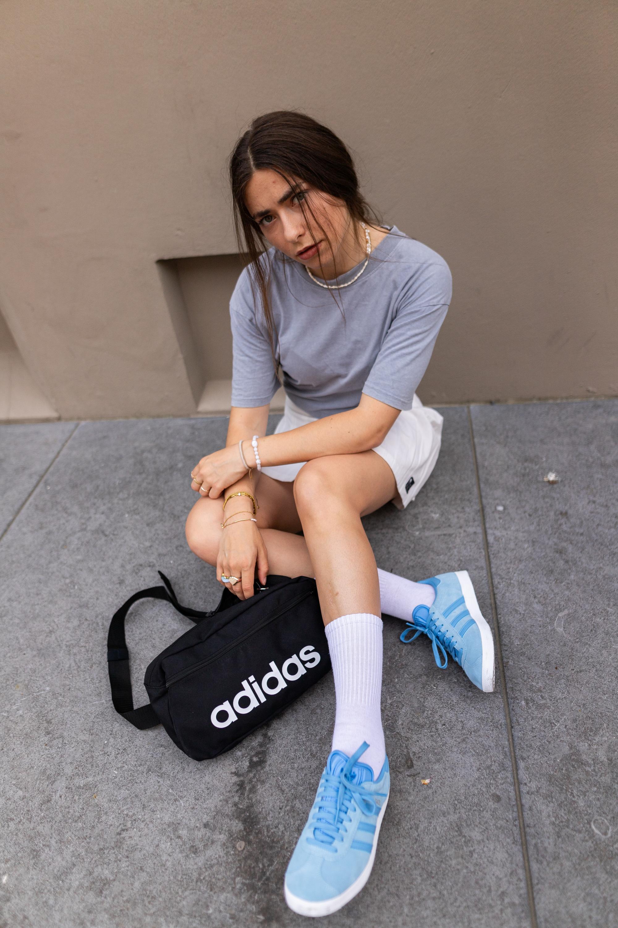 tennisrock blsues Shirt