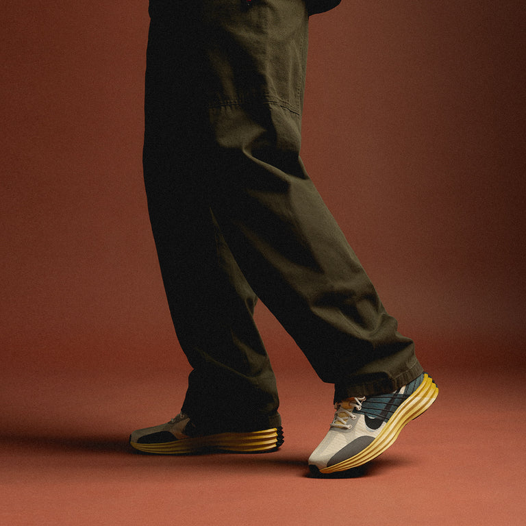 Nike Lunar Roam 'Alabaster' on feet