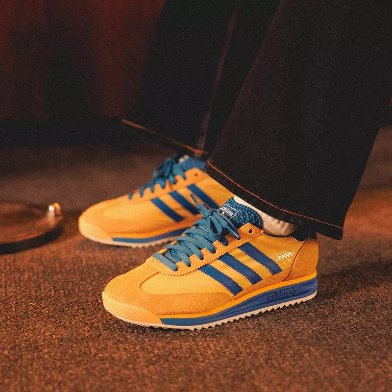adidas SL 72