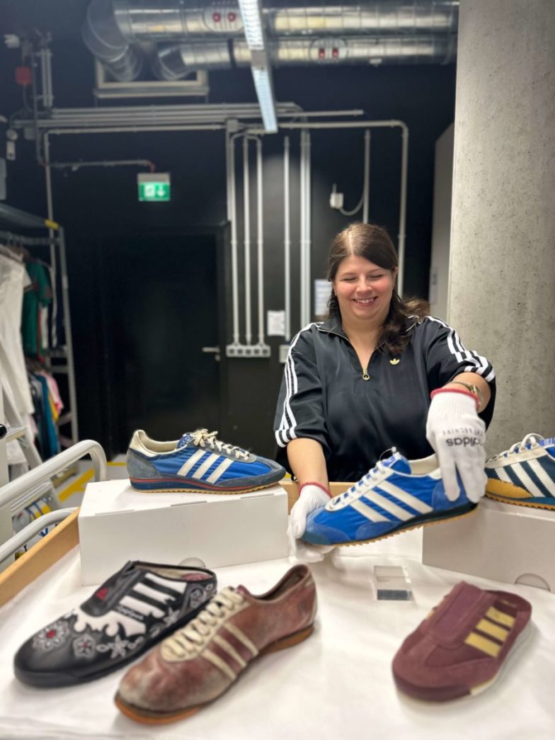 adidas World Headquarters Sneakerjagers