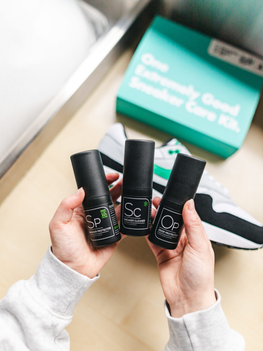 Sneakerjagers x SNEAKER LAB One Extremely Good Sneaker Care Kit