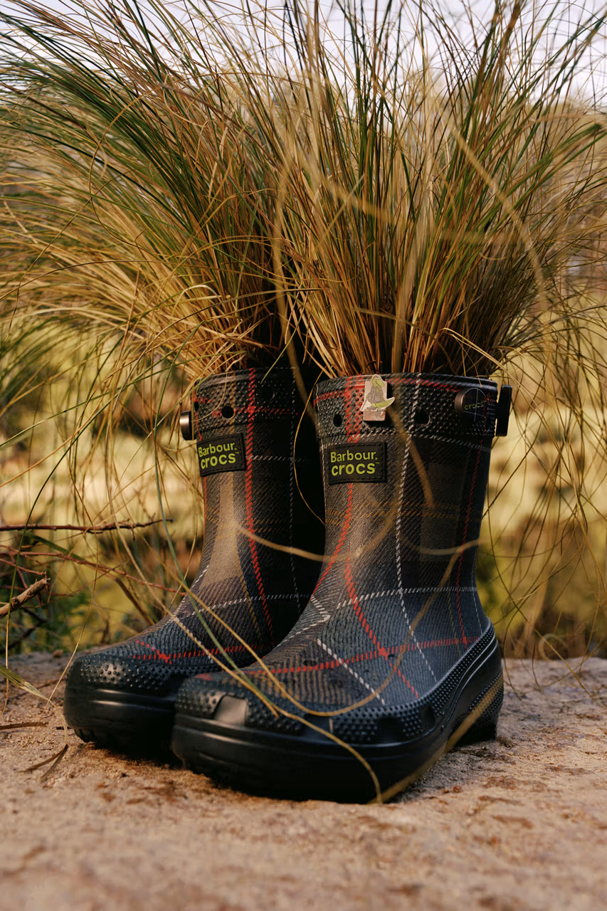 Barbour x Crocs