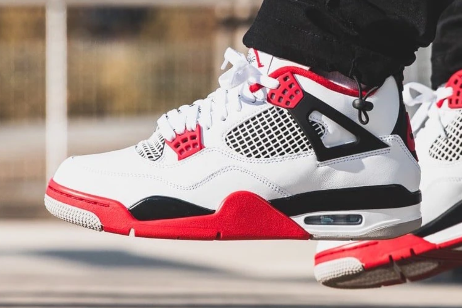 Air Jordan 4