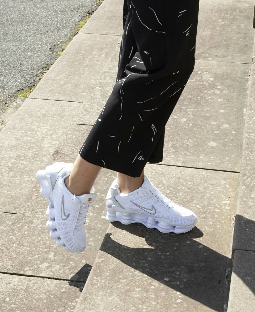 Nike Wmns Shox TL