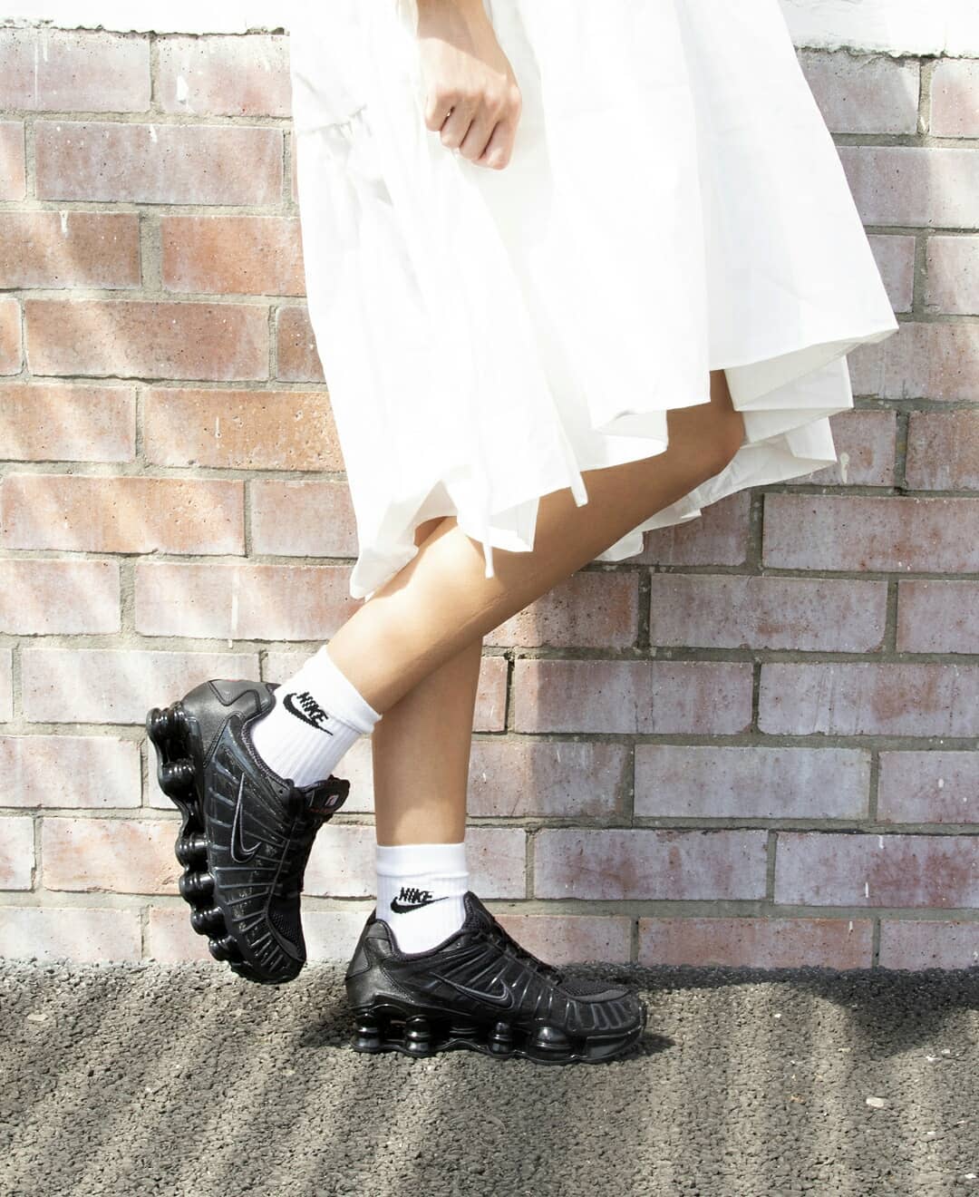 Nike Wmns Shox TL