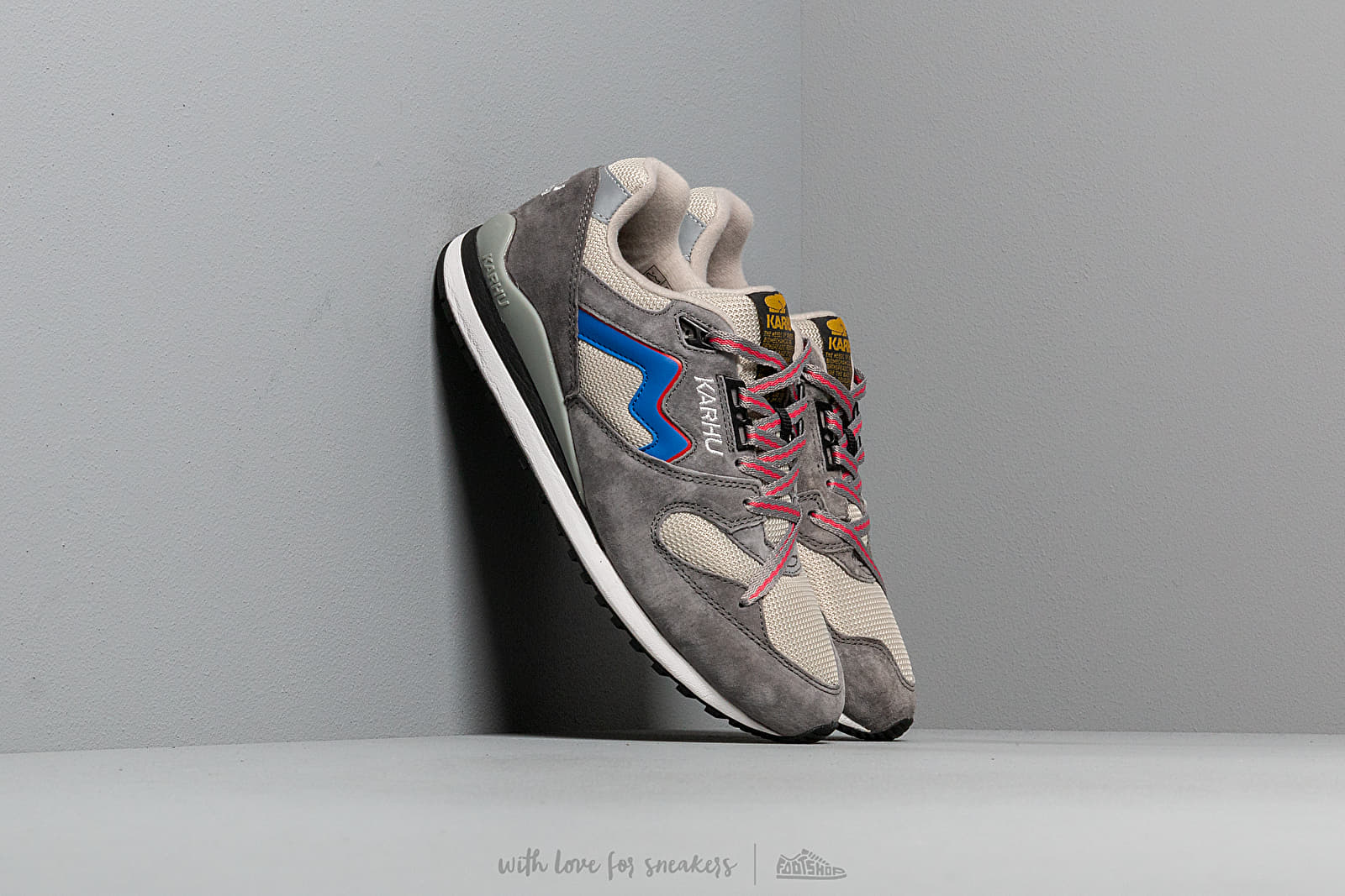 Karhu Synchron Classic OG Grey