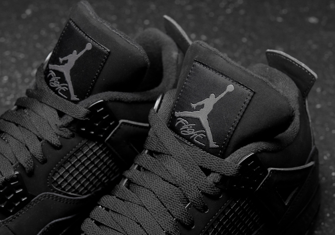 Air Jordan 4