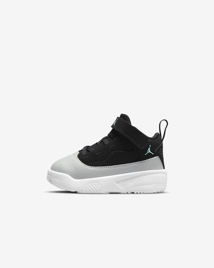 Jordan Max Aura kids