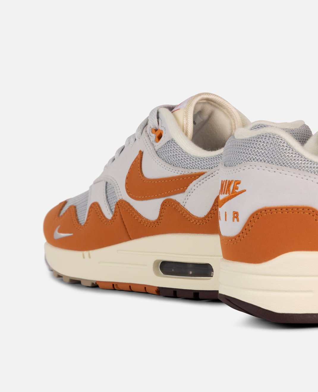 Patta x Nike Air Max 1 Monarch