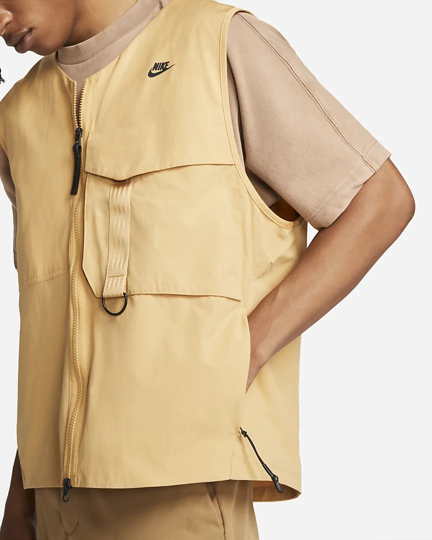 Nike Sportswear Tech Pack