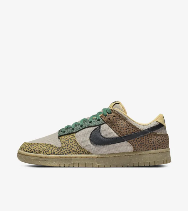 Dunk Low 'Golden Moss' SNKRS