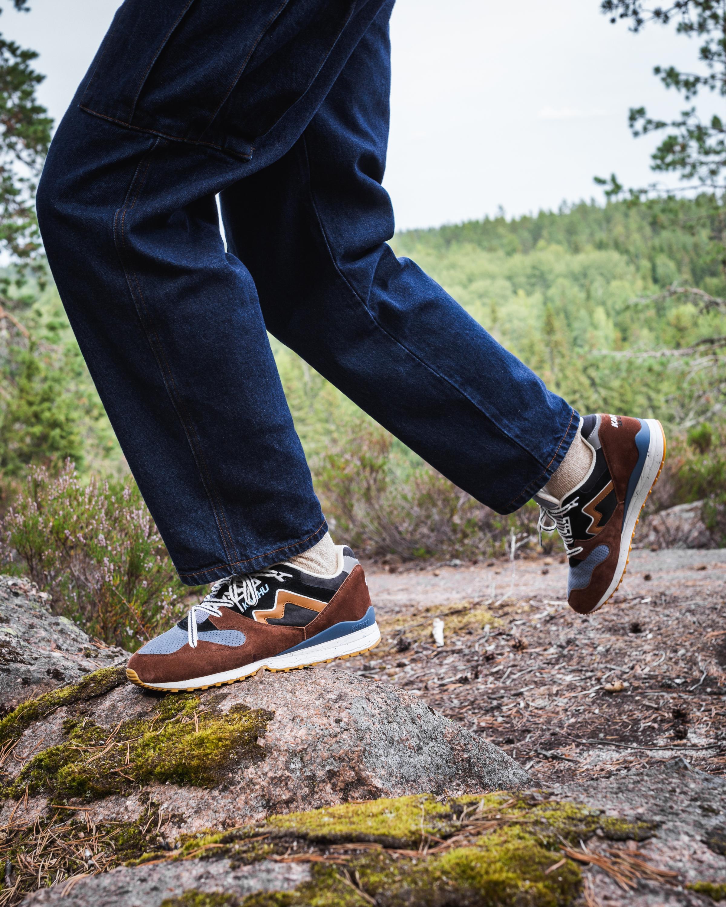 Karhu Synchron Classic 'Brown Sugar'