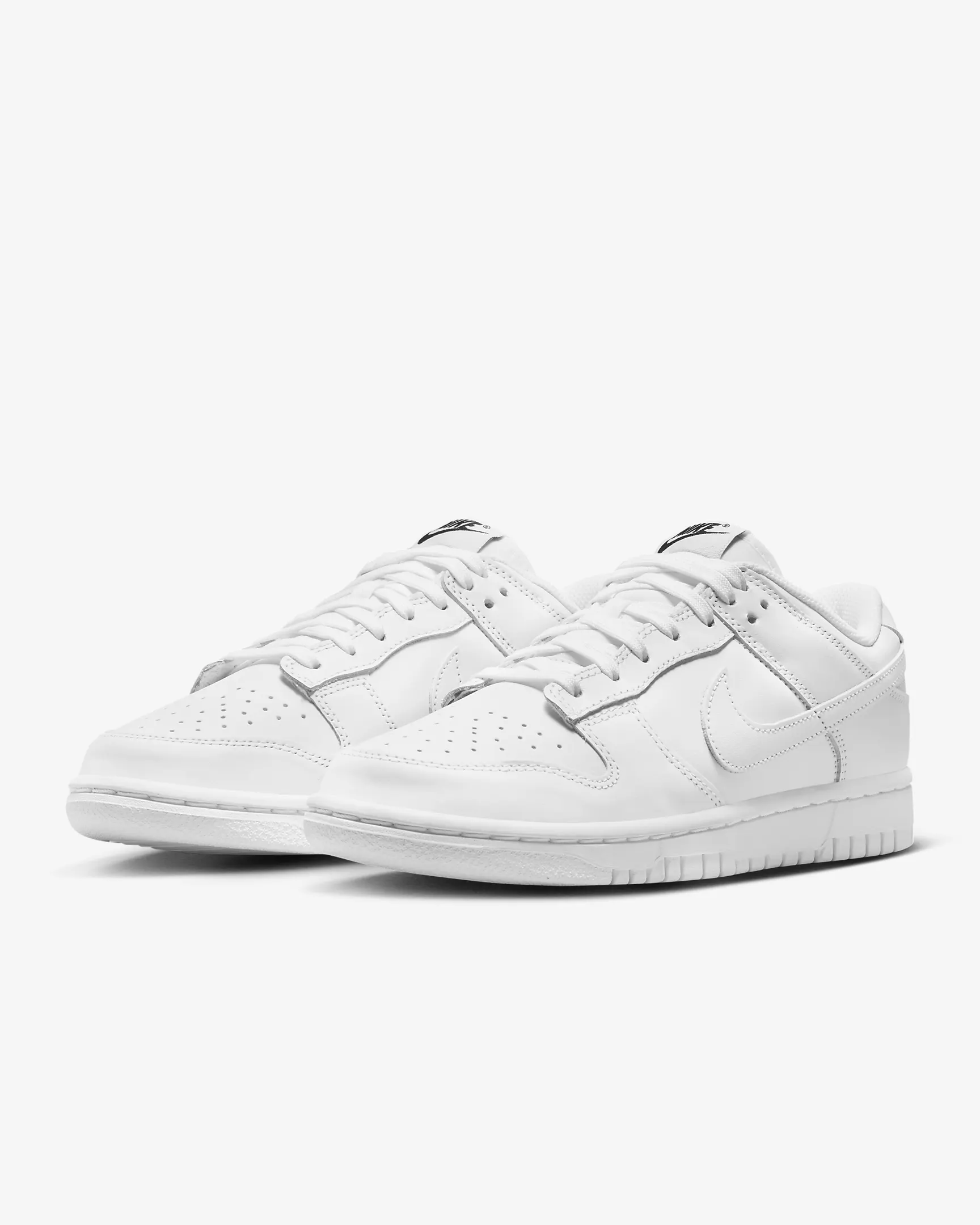 Nike Dunk Low WMNS 'Triple White'
