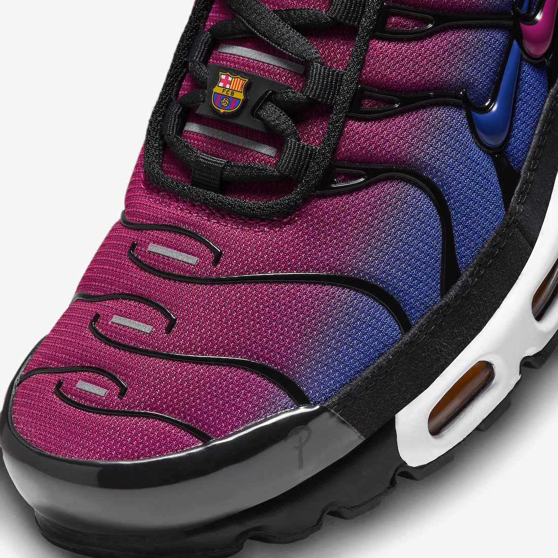 Patta x Nike Air max Plus 'F.C. Barcalona' punt van de sneaker