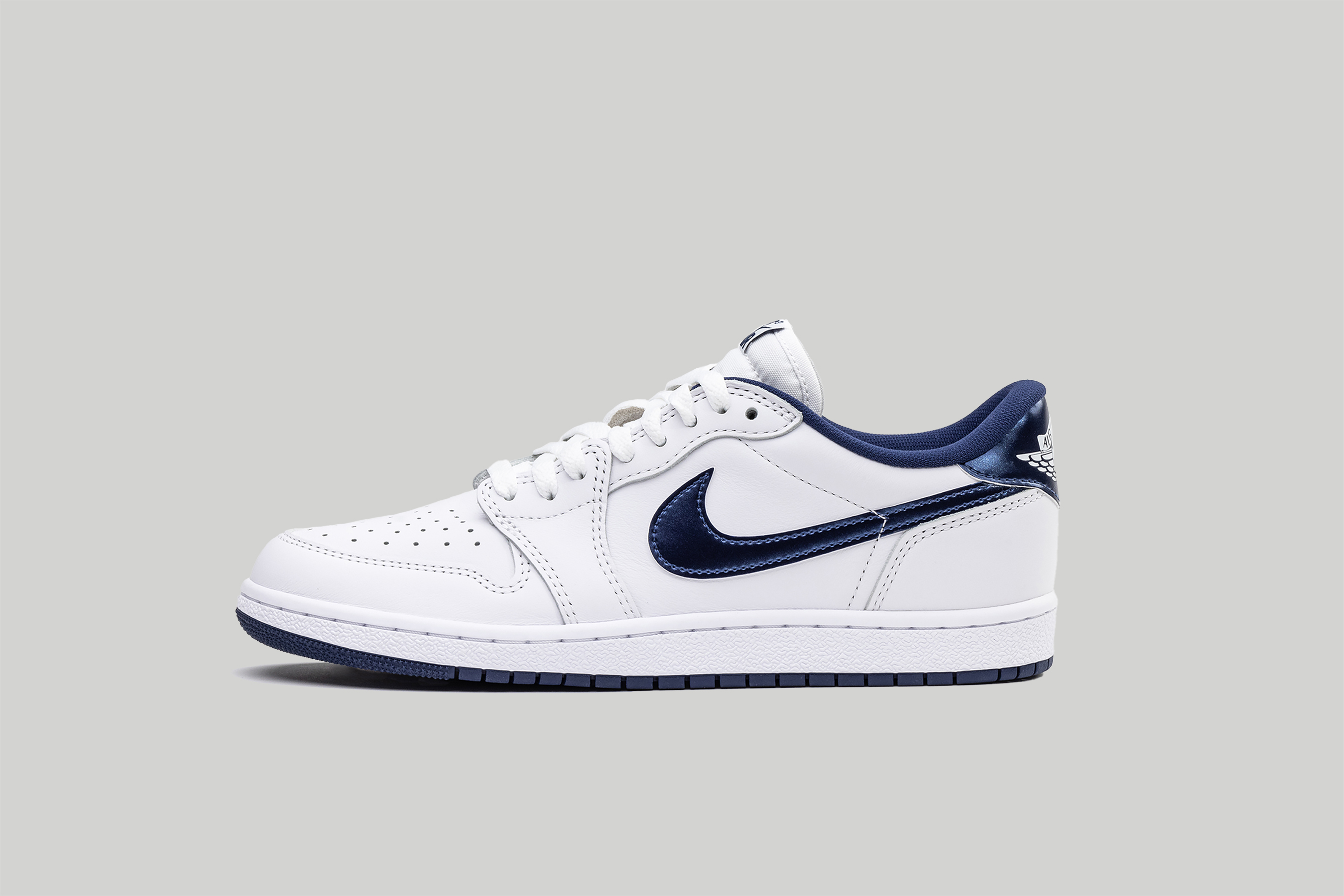 Air Jordan 1 Low '85 'White/ Metallic Navy'