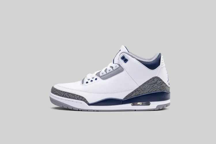 Air Jordan 3 Retro 'Midnight Navy'
