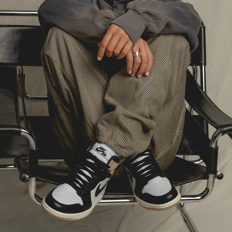 Air Jordan 1 High OG WMNS 'Latte'