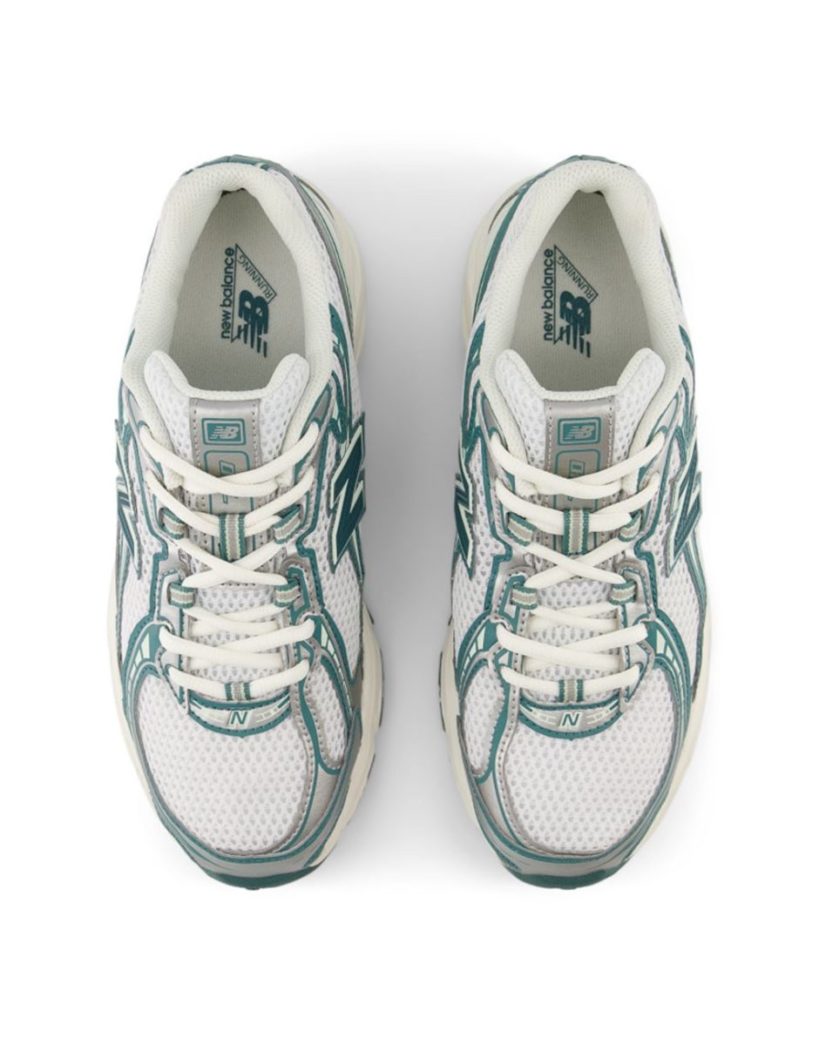 New Balance 740