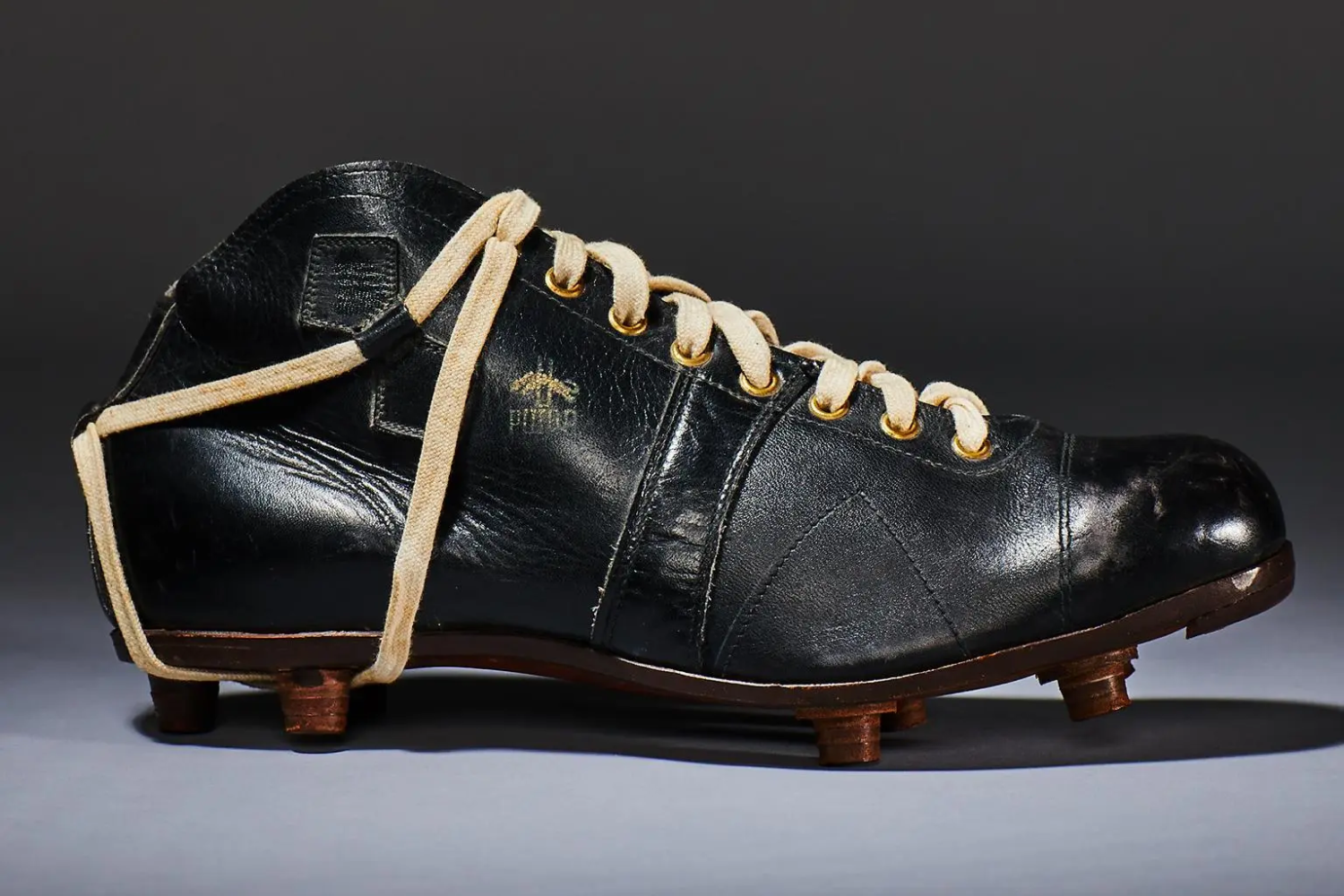puma atom football boot