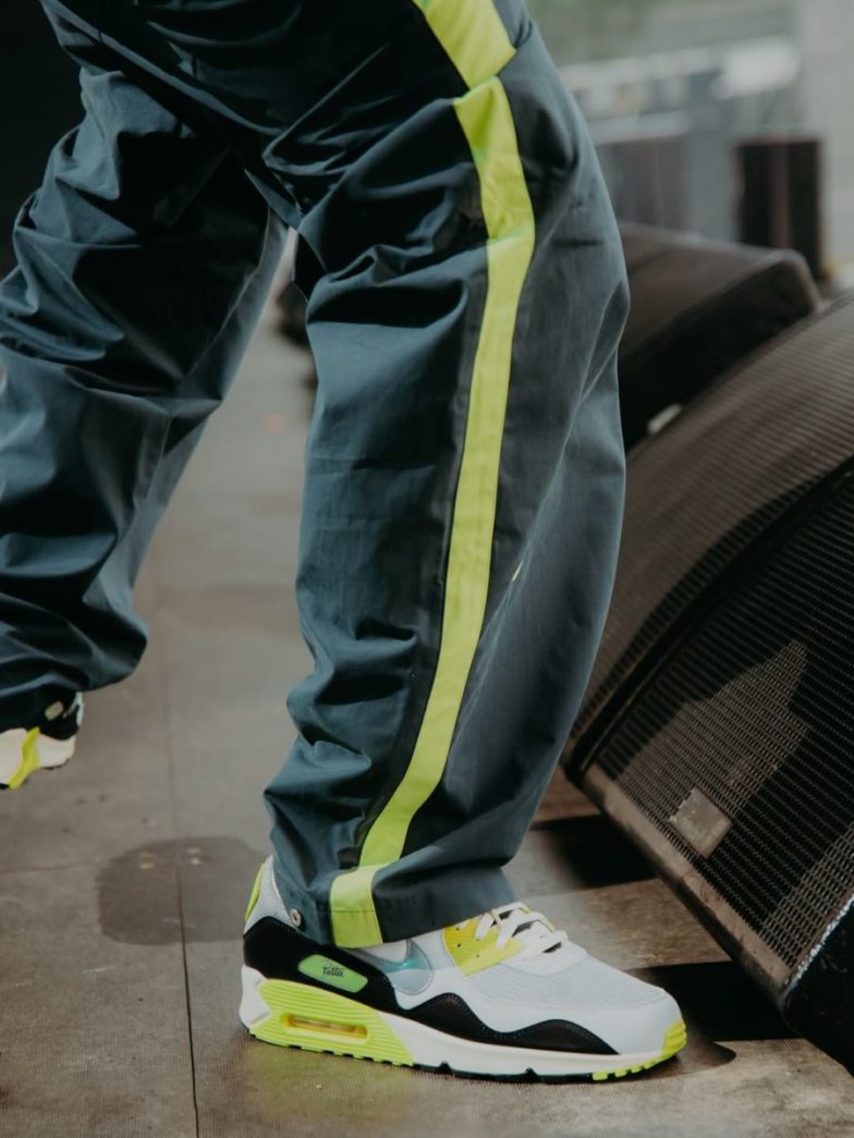 Patta x Nike Air Max 90 'Wave'