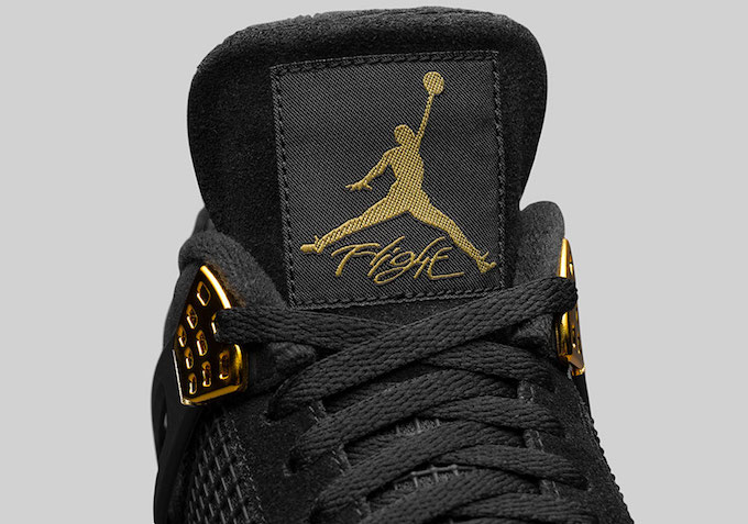 Air Jordan 4 royalty 3