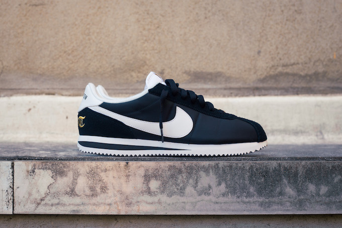 nike cortez nylon premium compton