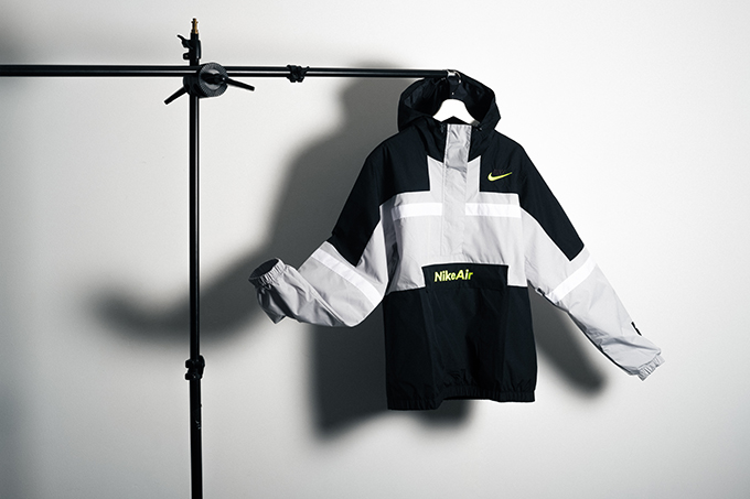 NIKE AIR WOVEN JACKET