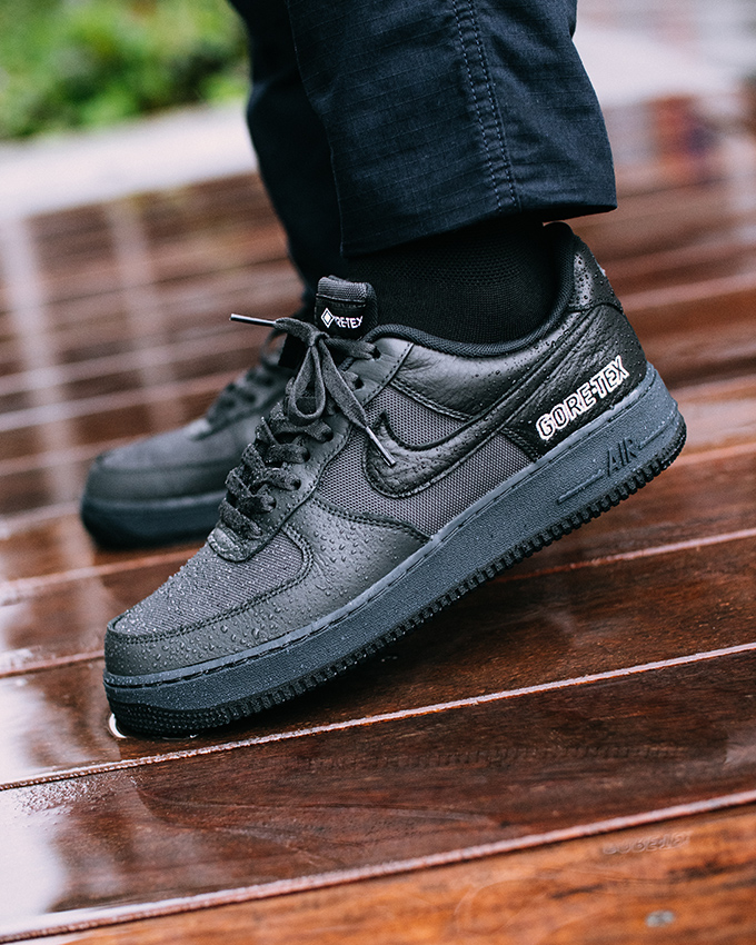 靴 NIKE AIRFORCE 1 GTX ANTHRACITE GORE-TEX Nike Air Force 1 '07 GTX Anthracite | The Drop Date