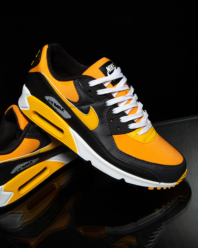 NIKE AIR MAX 90 エアマックス90 DQ8974-800 Nike Air Max 90 Kumquat DQ8974-800 - TDD | The Drop Date