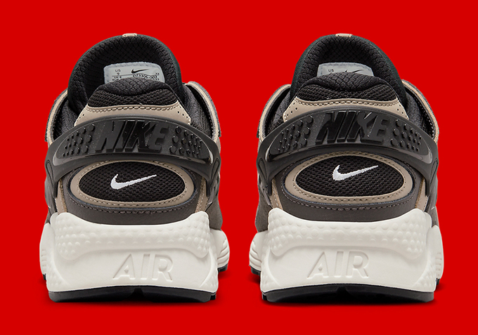 nike-air-huarache-runner-brown-black-tan-dz3306