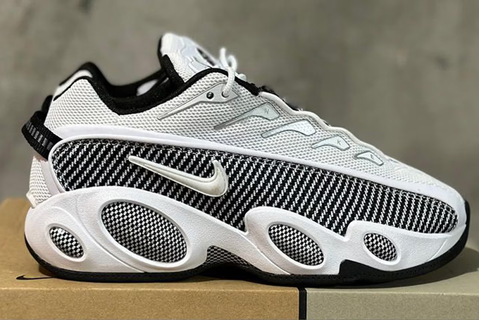 Drake-Nike-Nocta-Glide-White-Black