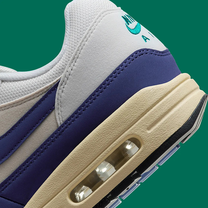 Nike AM1 Athletic Dept. FQ8048-133