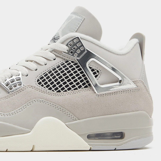 Jordan-4-Womens-Frozen-Moments-AQ9129-001