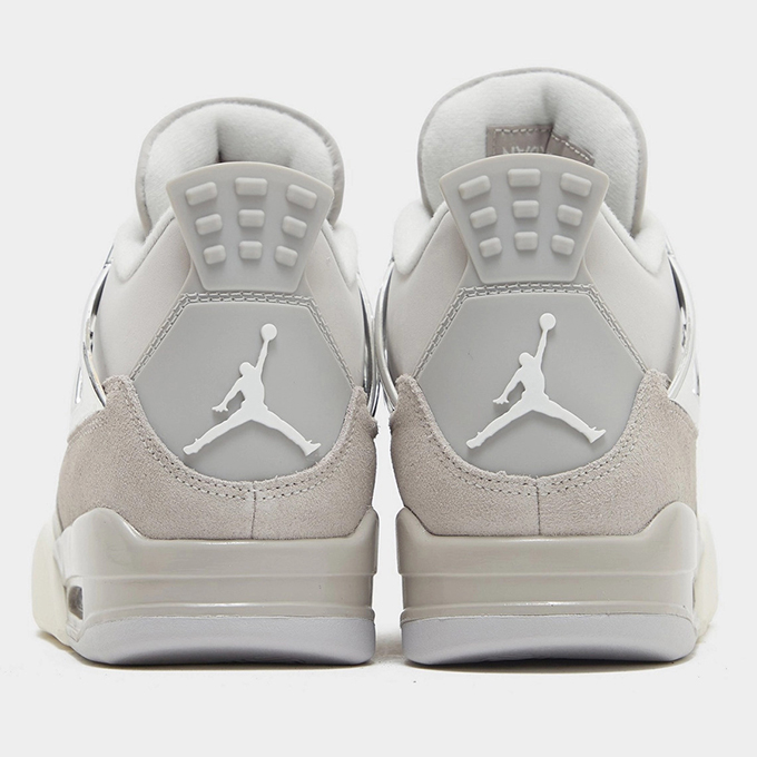 Jordan-4-Womens-Frozen-Moments-AQ9129-001