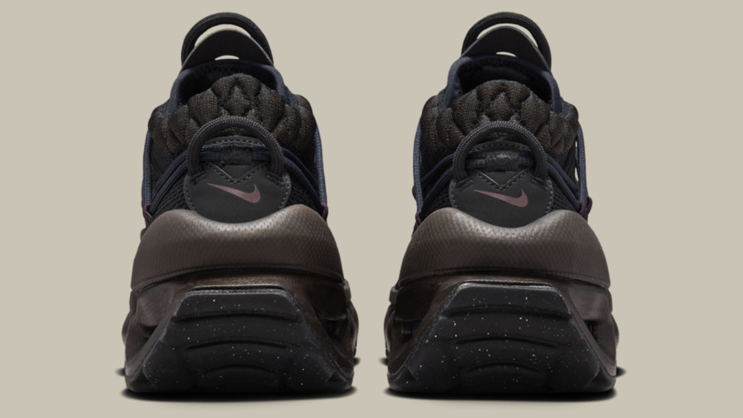 Nike Air Max Flyknit Venture (FD2110-001)