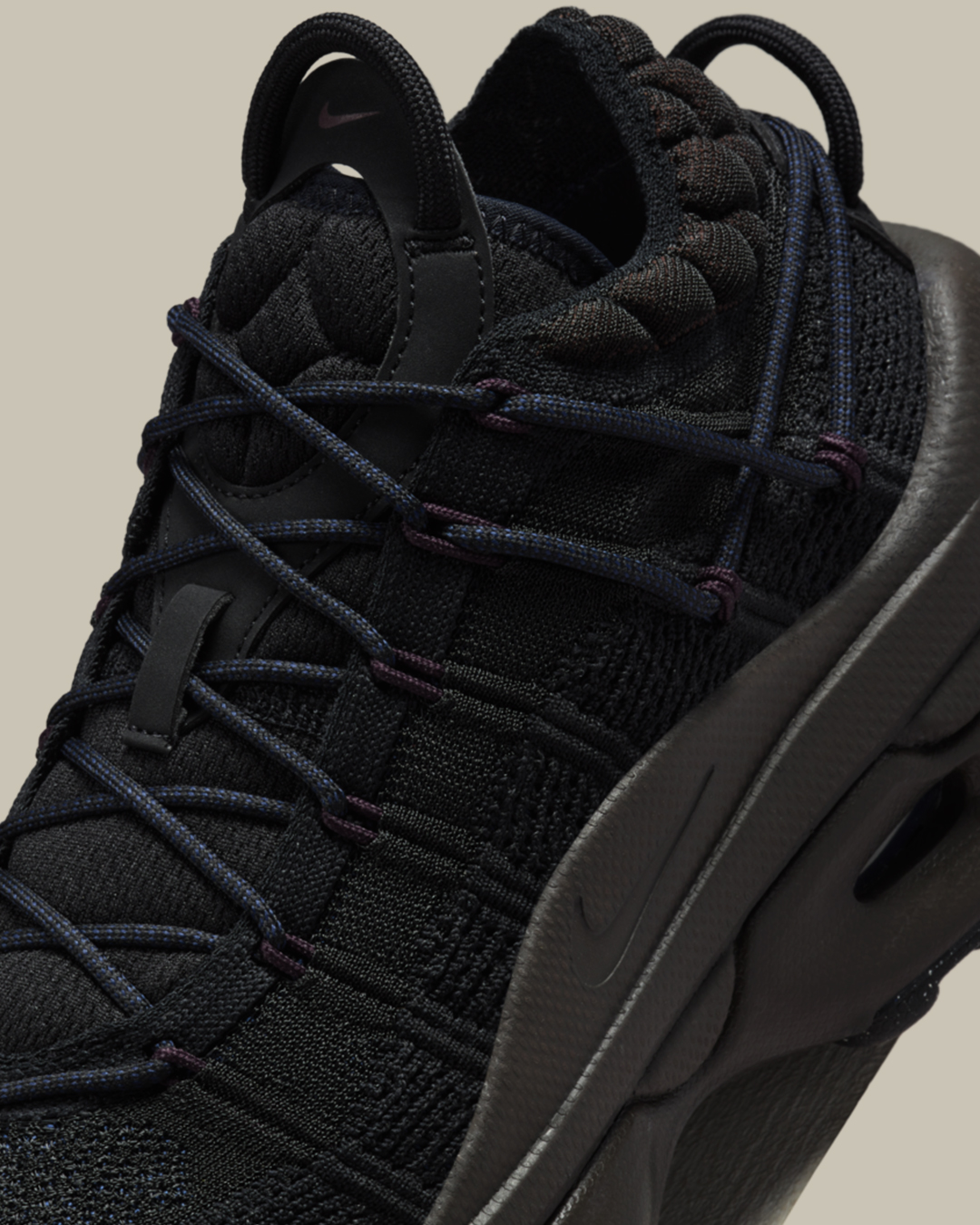 Nike Air Max Flyknit Venture (FD2110-001)