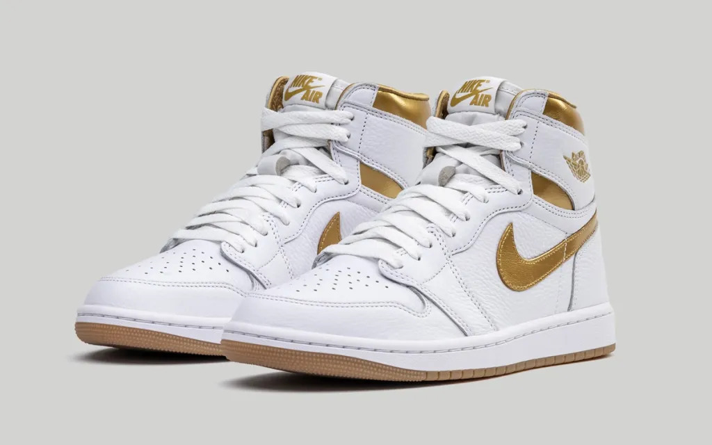 Air Jordan 1 High OG Metallic Gold FD2596-107