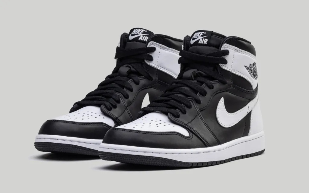 Air Jordan 1 High OG 'Black/White' DZ5485-010