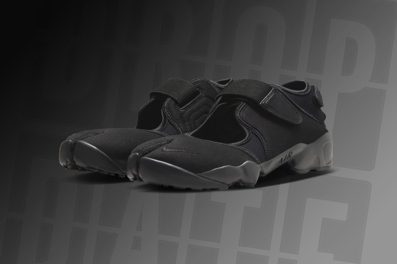 Nike Air Rift Triple Black (HF5389-001)