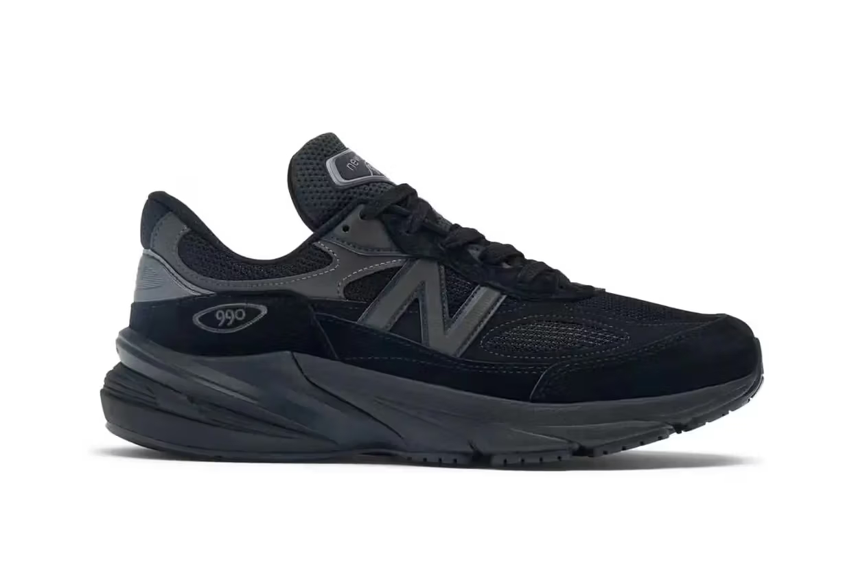 New Balance 990v6 'Triple Black'