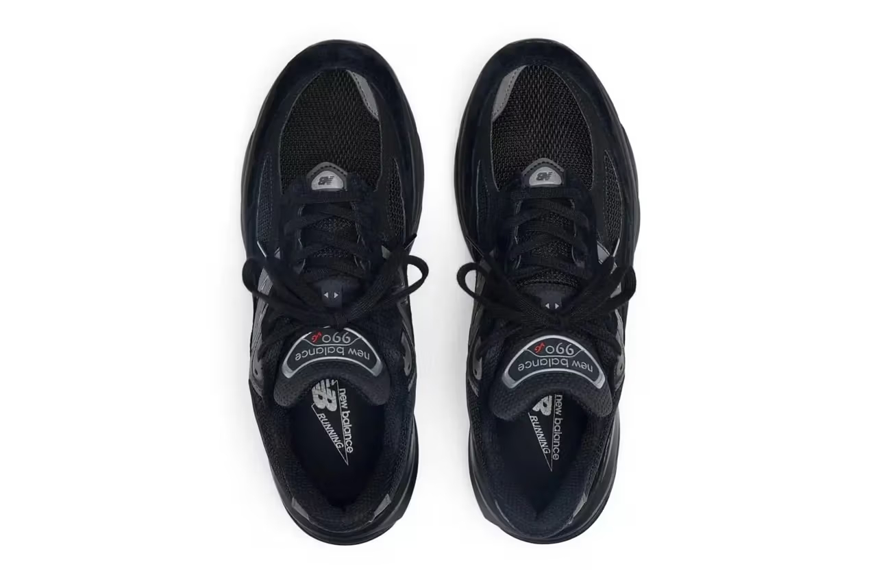 New Balance 990v6 'Triple Black'