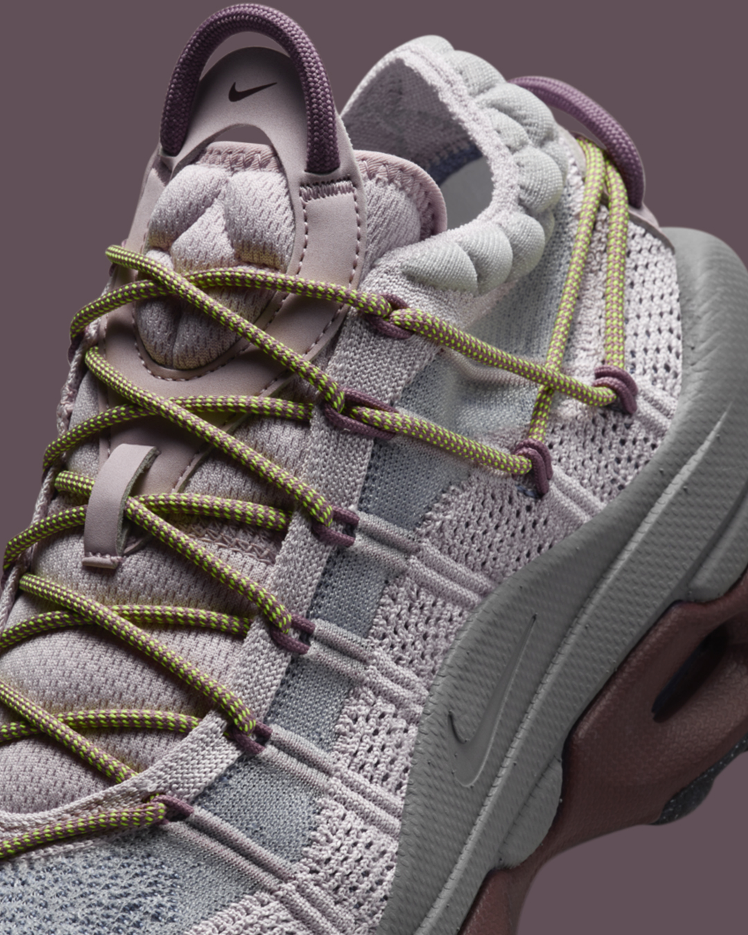 AM Flyknit Venture Platinum Violet FD2110-002