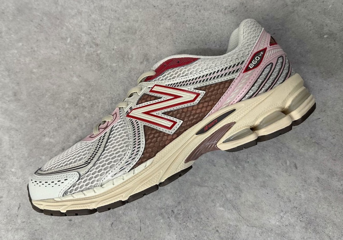 size? New Balance 860v2 'Bacon'