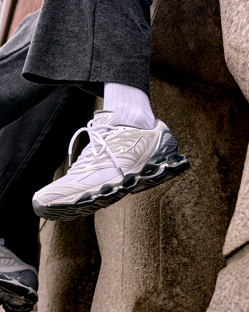 Mizuno Wave Prophecy LS Receives a New Look for SS24 | The Drop Date