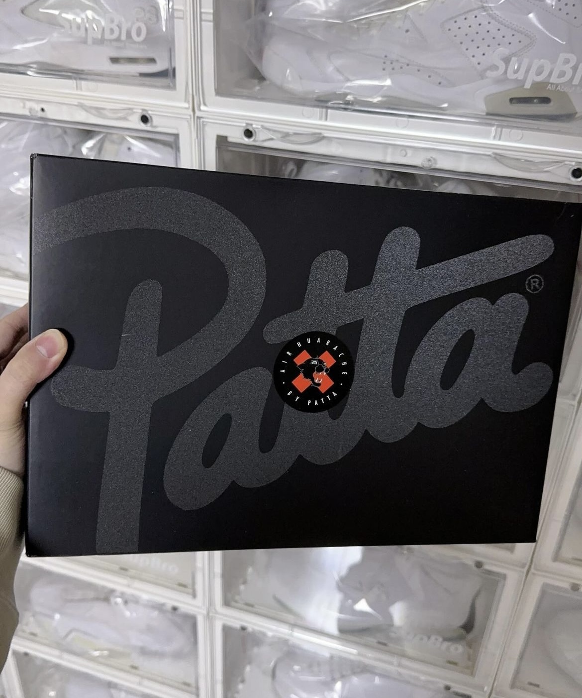 Patta x Nike Air Huarache