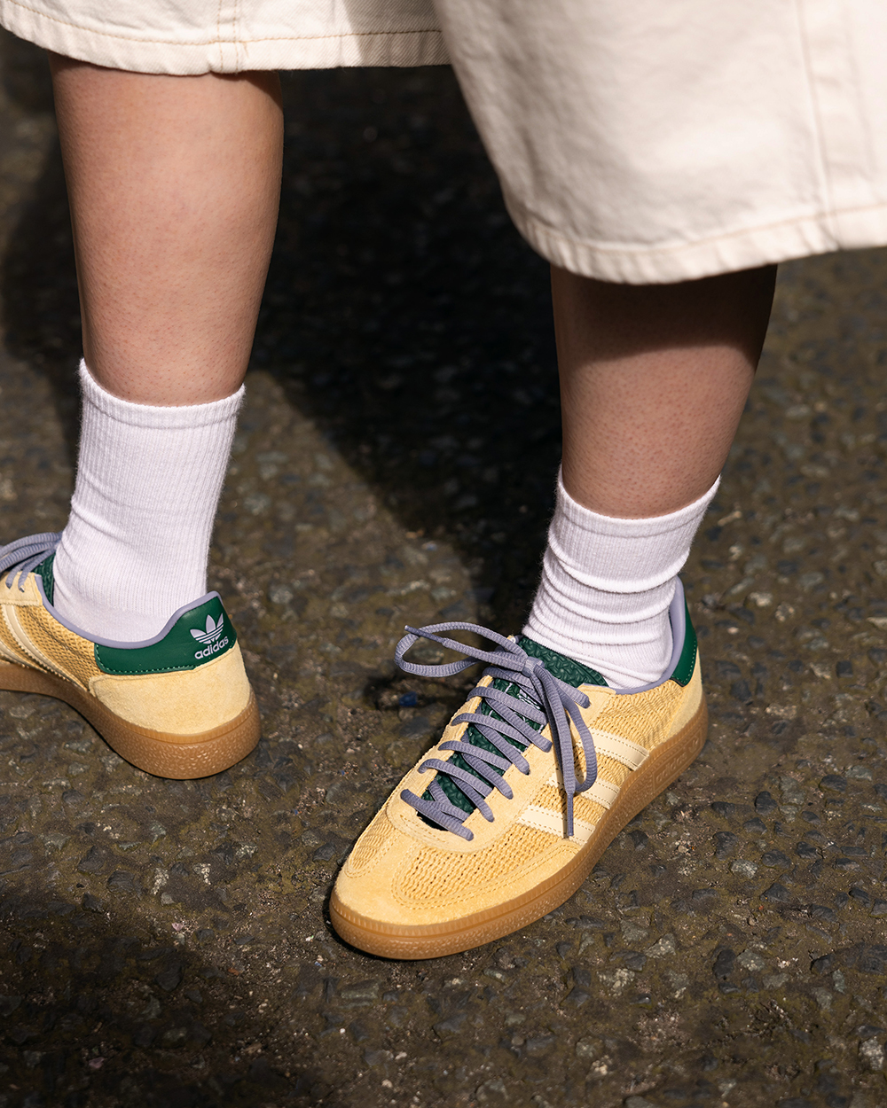 adidas Originals Handball Spezial Mesh (size? Exclusive)...

Yellow (II0056)