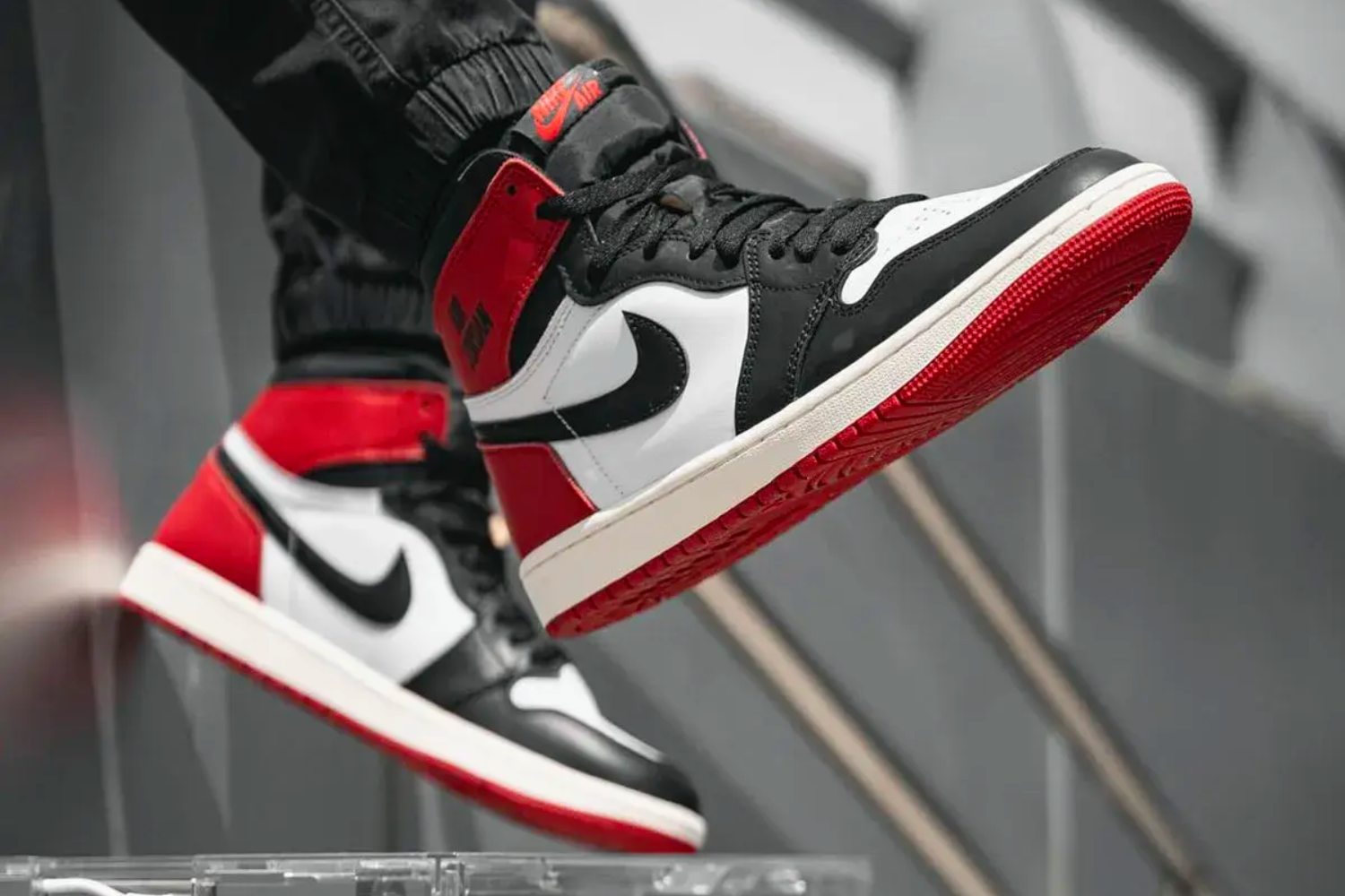 Air Jordan 1 High OG 'Black Toe Reimagined'