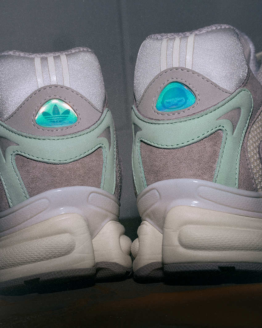 Offspring x adidas Response RS OZWEEGO (JI2066)