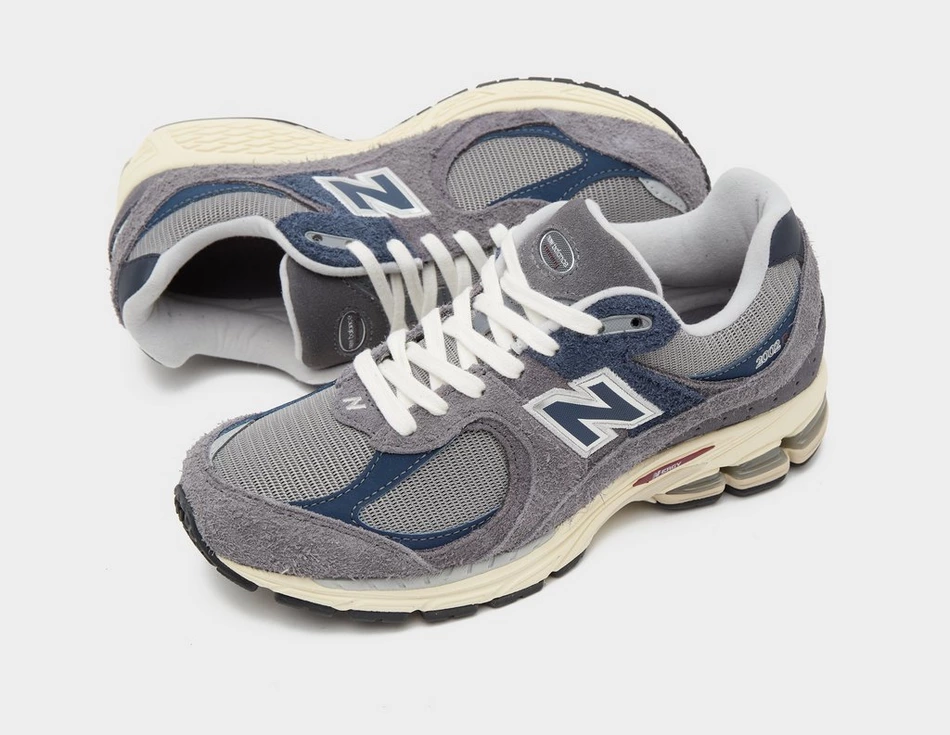 New Balance 2002R