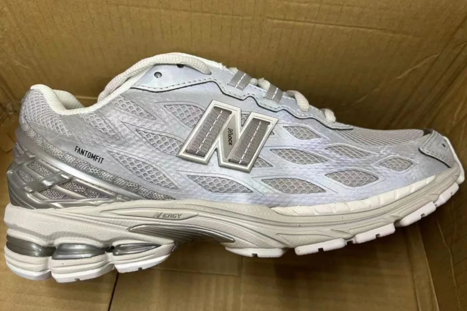 New Balance 1906M